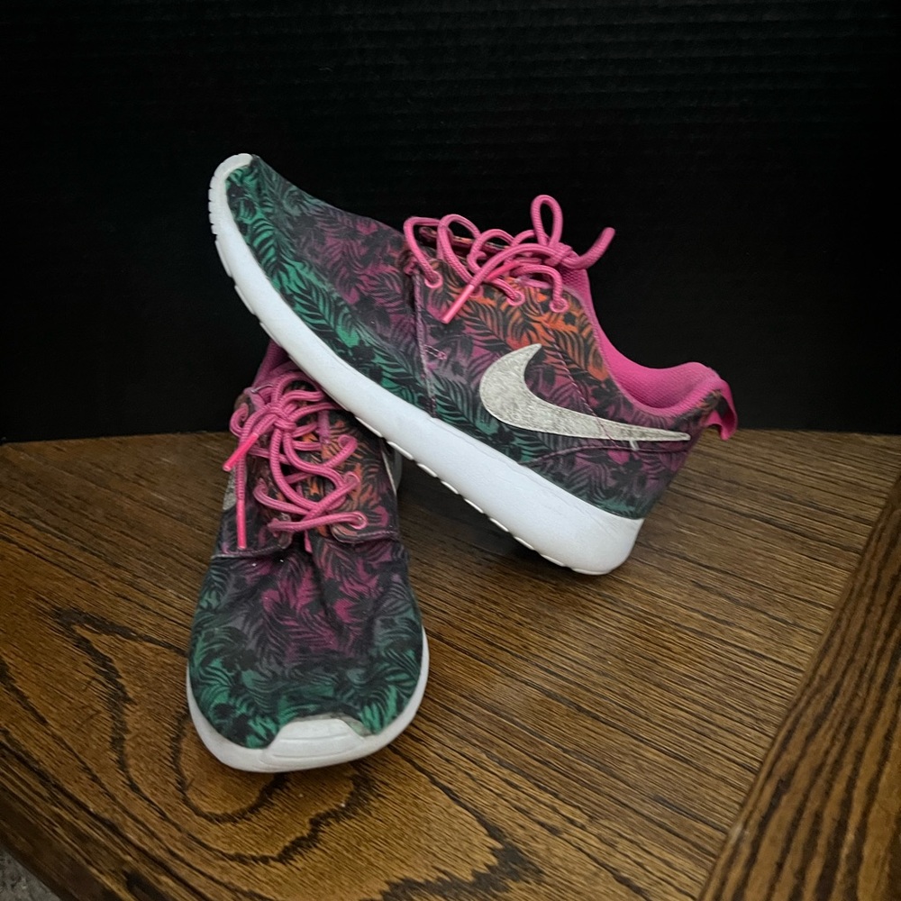 Nike shoes size 5.5Y